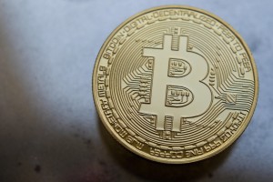 Bitget提现冻结，原因、应对与用户权益保护指南
